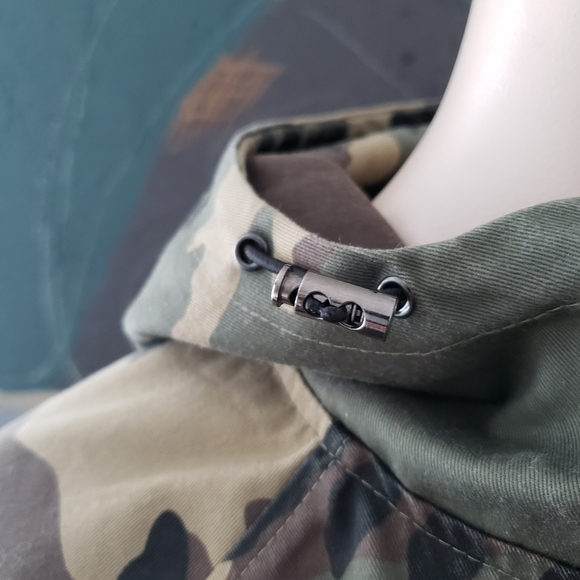 Hip and Bone | Pull-over Camo Hoodie Jacket - Anorak - Picture 5 of 16